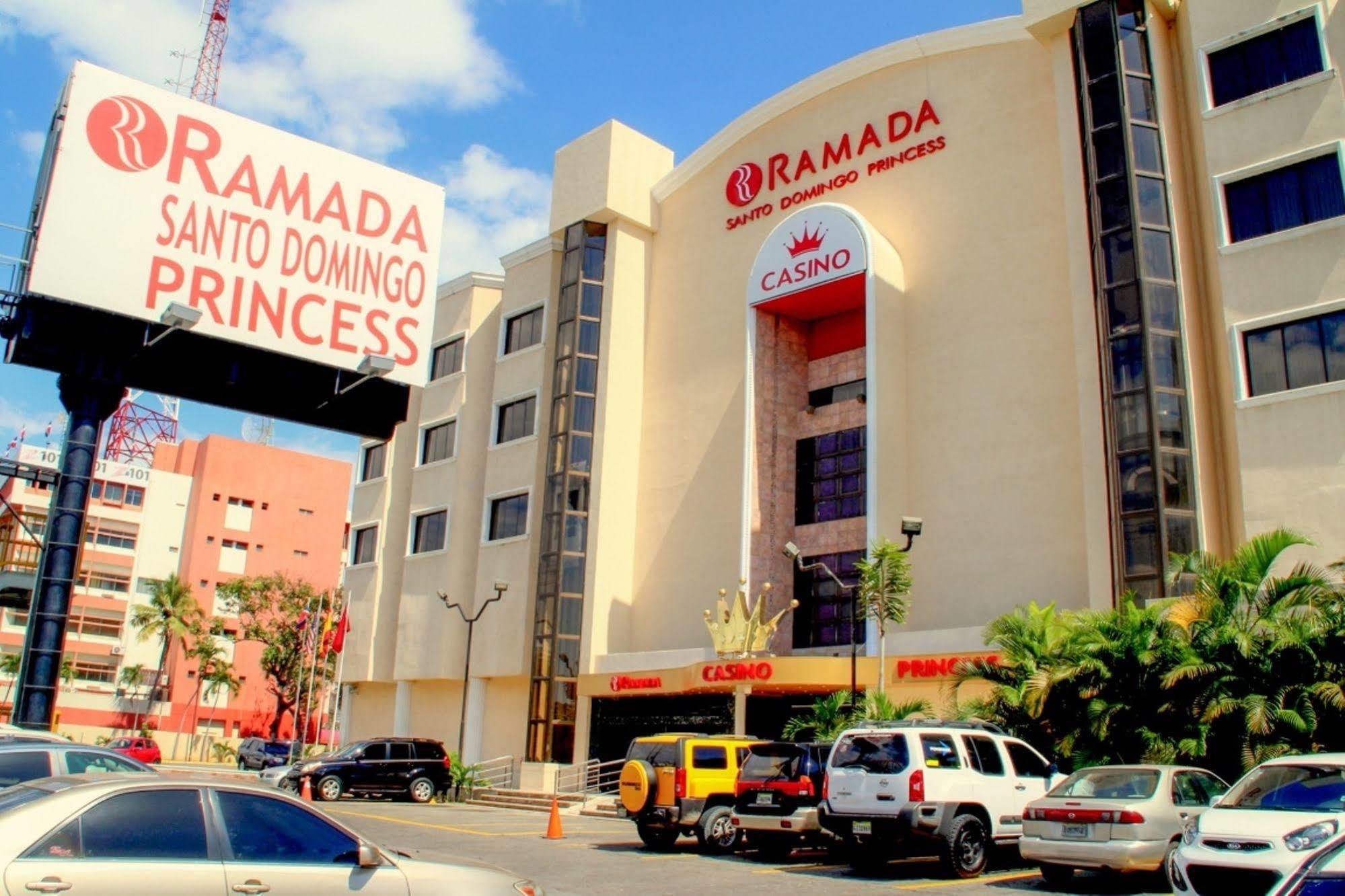 Ramada By Wyndham Princess Santo Domingo Exterior photo